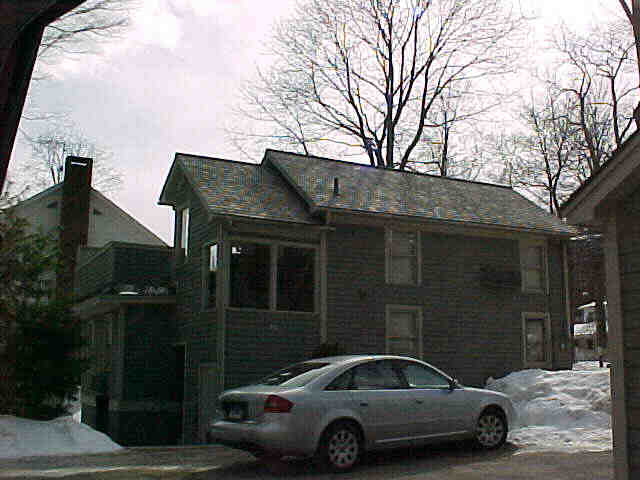 Building photograph for 16 CONKLIN STREET